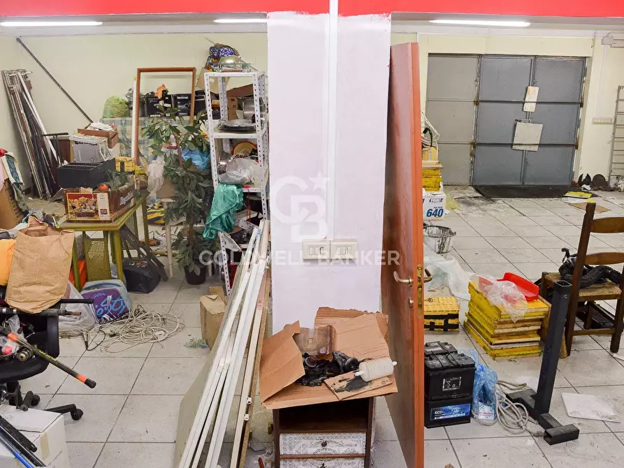 Immagine 9 di Magazzino in vendita  in Via Diana 122 a Fiumefreddo Di Sicilia