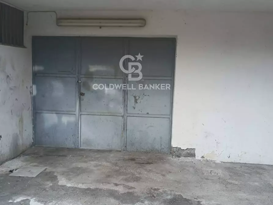 Immagine 8 di Magazzino in vendita  in Via Diana 122 a Fiumefreddo Di Sicilia