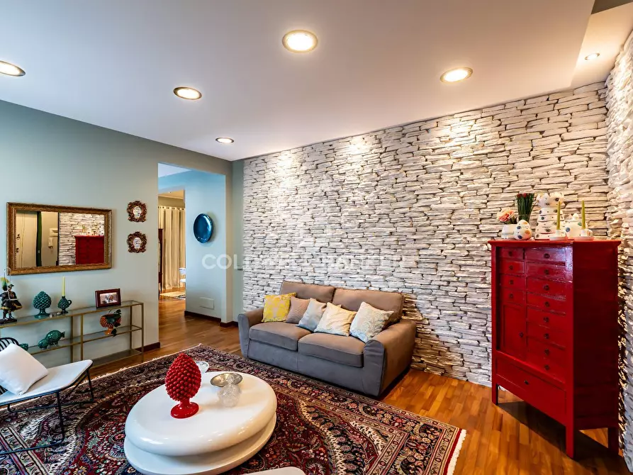 Immagine 5 di Appartamento in vendita  in VIA TEATRO 59 a Giarre