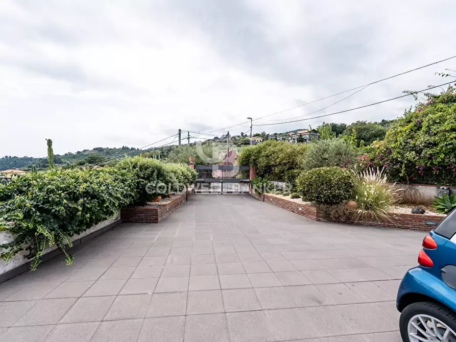 Immagine 15 di Villa in vendita  in Via Scorciavacca Montarsi 31 a Mascali