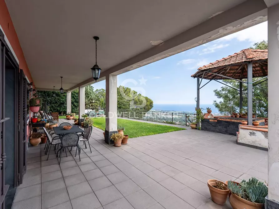 Immagine 9 di Villa in vendita  in Via Scorciavacca Montarsi 31 a Mascali