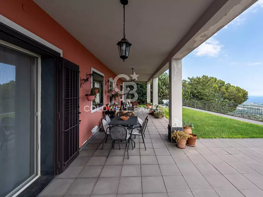 Immagine 10 di Villa in vendita  in Via Scorciavacca Montarsi 31 a Mascali