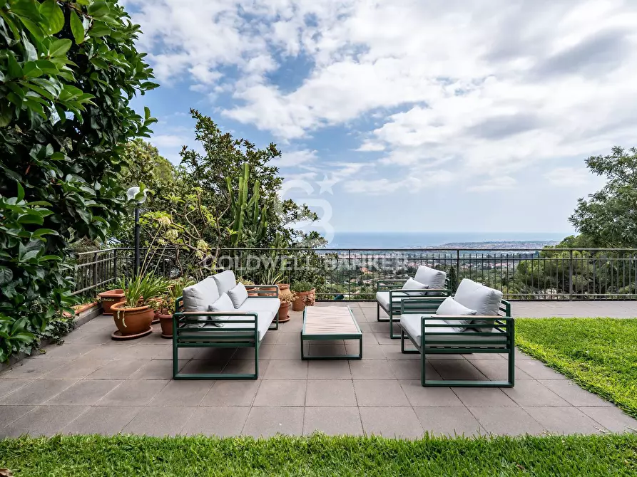 Immagine 6 di Villa in vendita  in Via Scorciavacca Montarsi 31 a Mascali