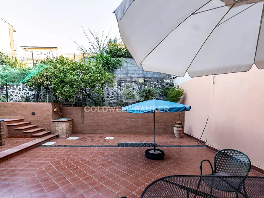 Immagine 13 di Casa indipendente in vendita  in Via Trento 6 a Aci Castello