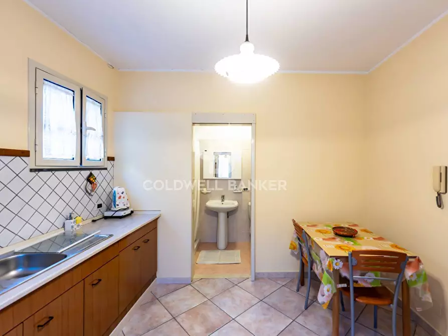 Immagine 45 di Casa indipendente in vendita  in Via Trento 6 a Aci Castello