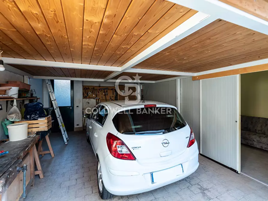 Immagine 49 di Casa indipendente in vendita  in Via Trento 6 a Aci Castello