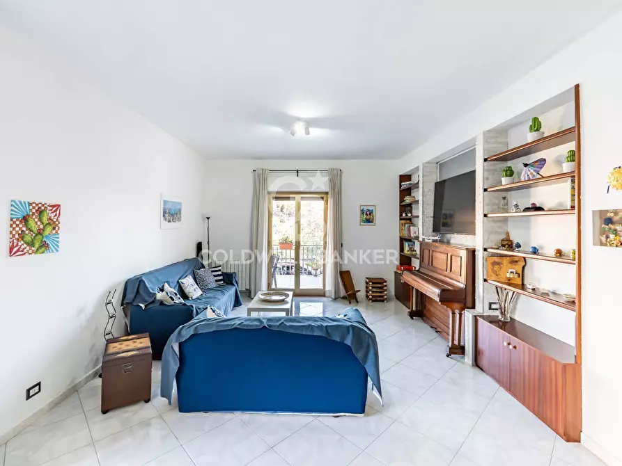 Immagine 2 di Appartamento in vendita  in via Nazionale Guardia 216 a Acireale