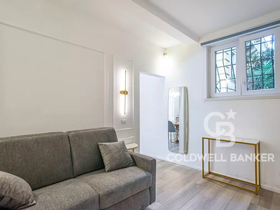 Immagine 5 di Ufficio in vendita  in Via Dandolo a Roma