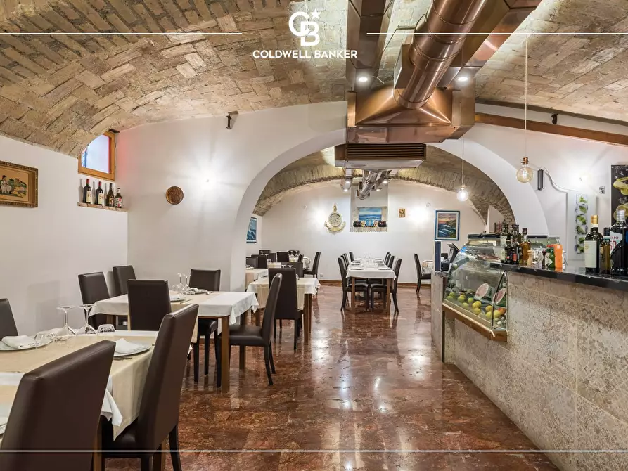 Immagine 6 di Attività commerciale in vendita  in Via Michelangelo Caetani 8 a Frascati