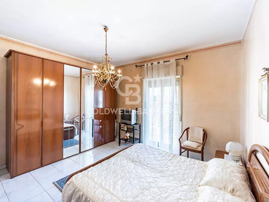 Immagine 3 di Appartamento in vendita  in via Marchese di Casalotto 24 a Aci Catena