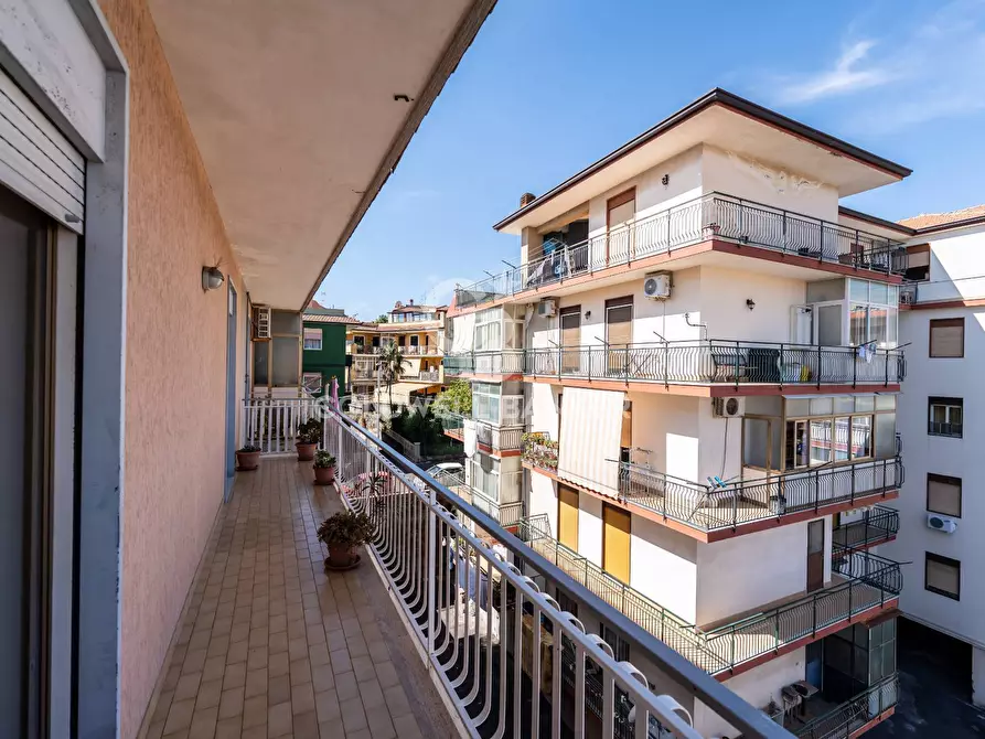 Immagine 27 di Appartamento in vendita  in via Marchese di Casalotto 24 a Aci Catena