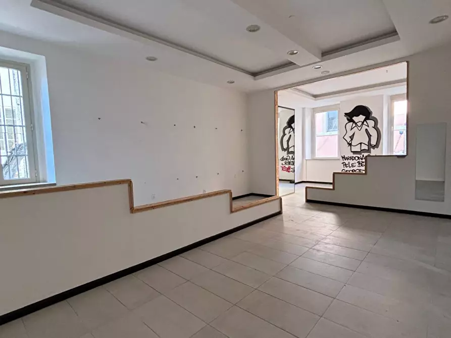 Immagine 4 di Locale commerciale in affitto  in Corso Cavour 100 a Foligno