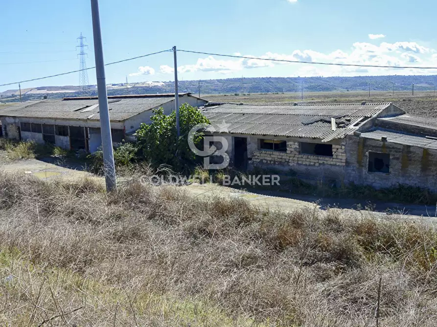 Immagine 2 di Locale commerciale in vendita  in Contrada Robavecchia a Catania