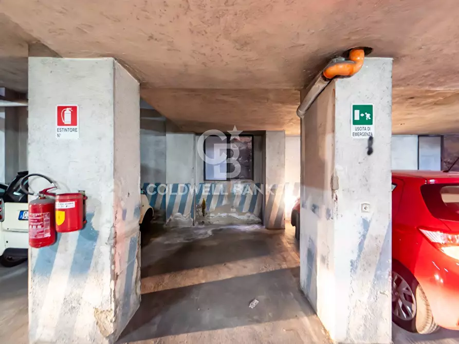 Immagine 33 di Appartamento in affitto  in VIA LIVORNO 1 a Catania