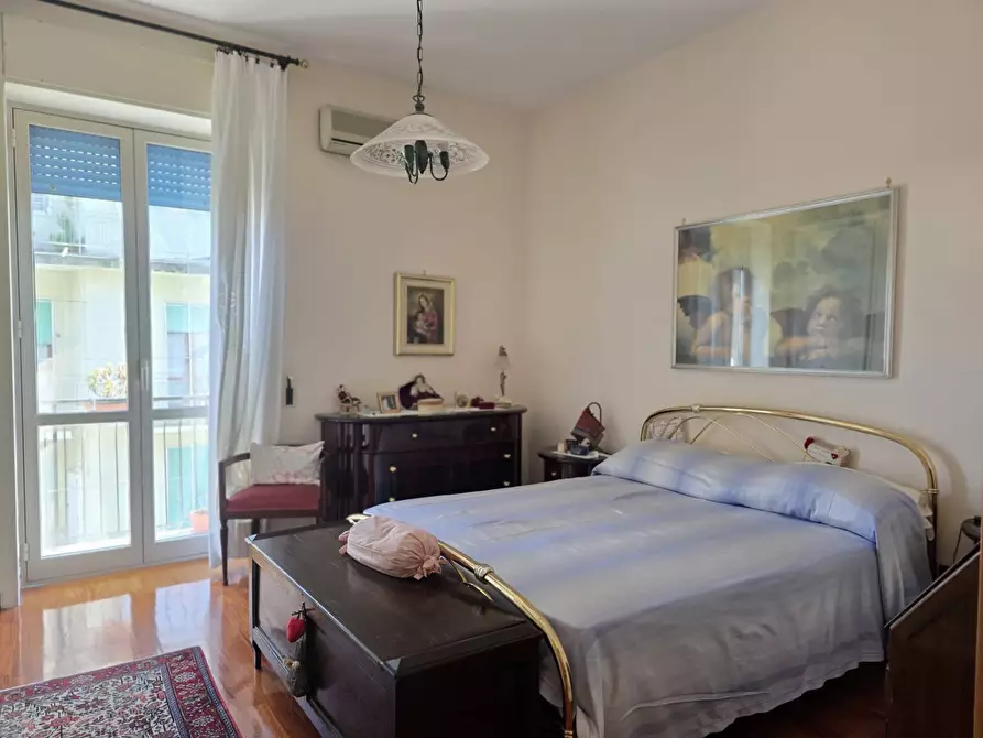 Immagine 12 di Appartamento in vendita  in Via Salvatore Calenda 120 a Salerno