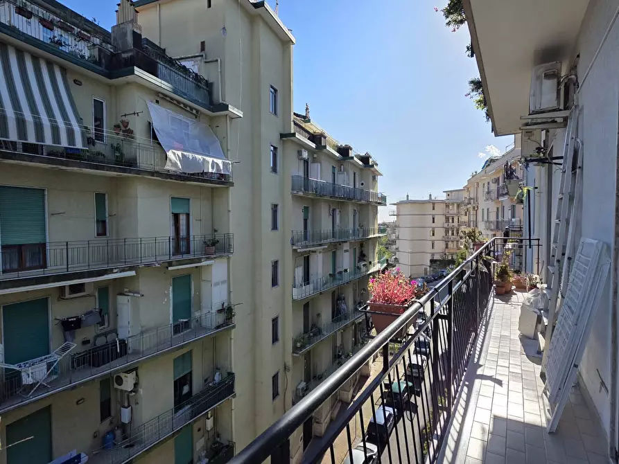 Immagine 6 di Appartamento in vendita  in Via Salvatore Calenda 120 a Salerno