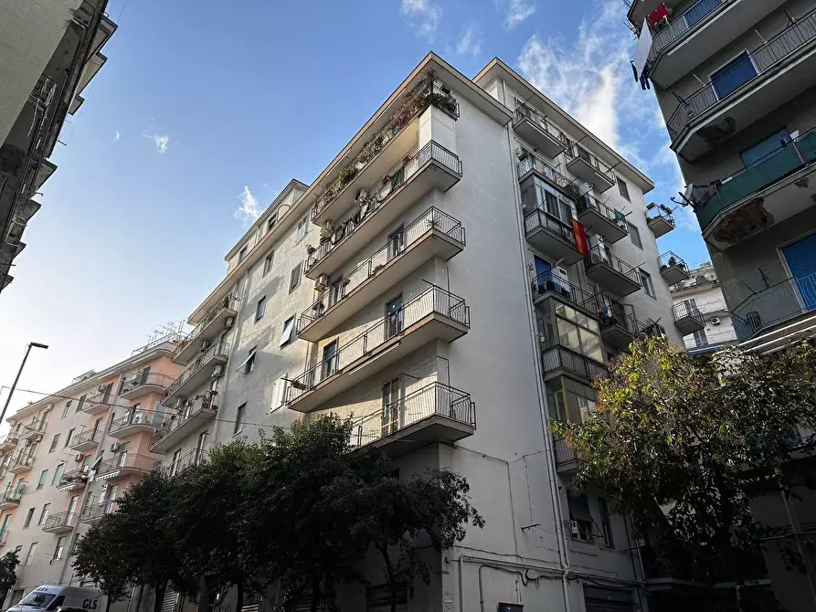 Immagine 18 di Appartamento in vendita  in Via Salvatore Calenda 120 a Salerno