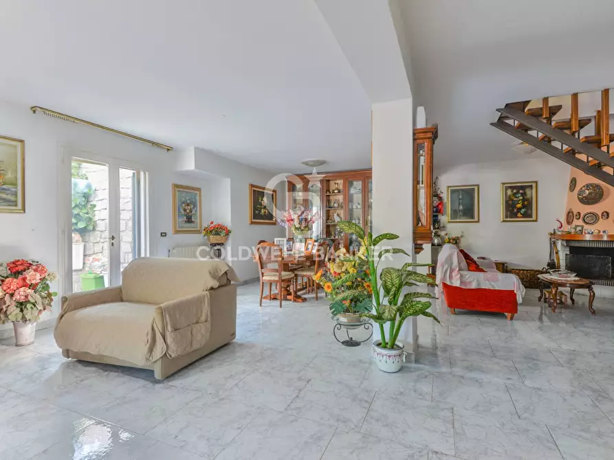 Immagine 9 di Villa in vendita  in Via della Costa a Campo Nell'elba