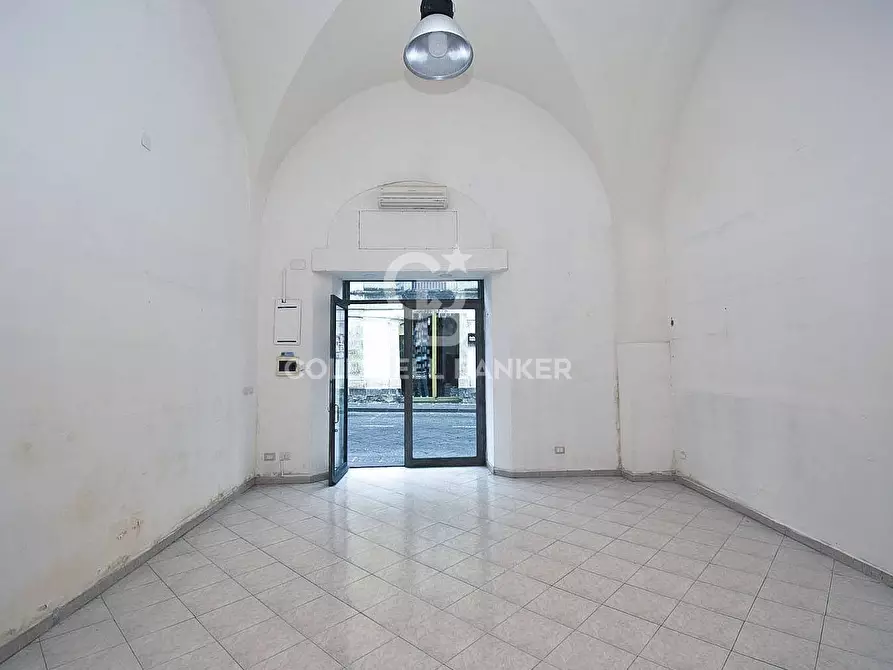 Immagine 6 di Locale commerciale in affitto  in Corso Savoia 79 a Acireale