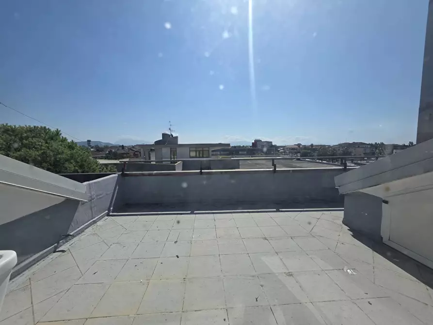 Immagine 11 di Capannone industriale in vendita  in Via Enrico Fermi 10 -12 a Pontecagnano Faiano