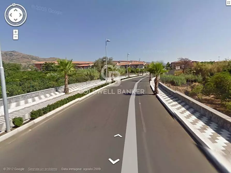 Immagine 34 di Locale commerciale in vendita  in Via Badalà 31 a Fiumefreddo Di Sicilia