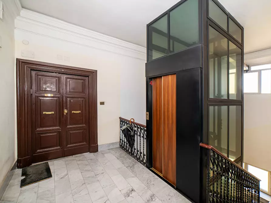 Immagine 5 di Attico in vendita  in Via Pellegrino Matteucci a Roma