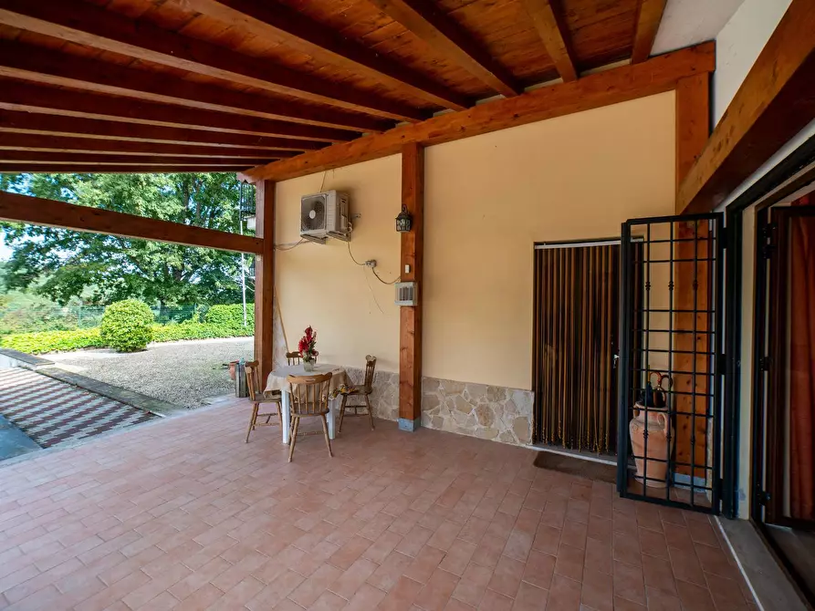 Immagine 8 di Villa in vendita  in Via Dei Ricciari a Roma