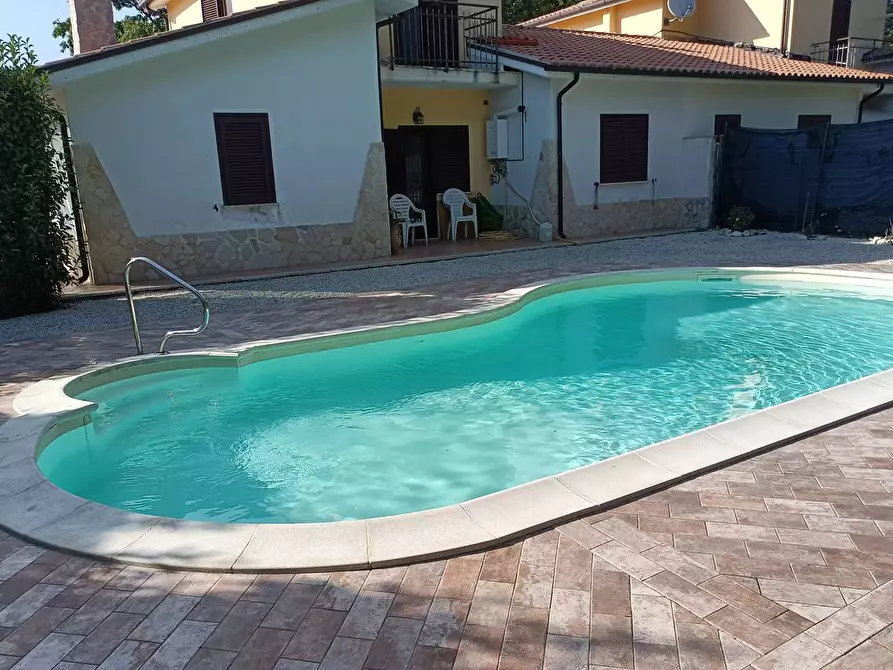 Immagine 14 di Villa in vendita  in Via Dei Ricciari a Roma