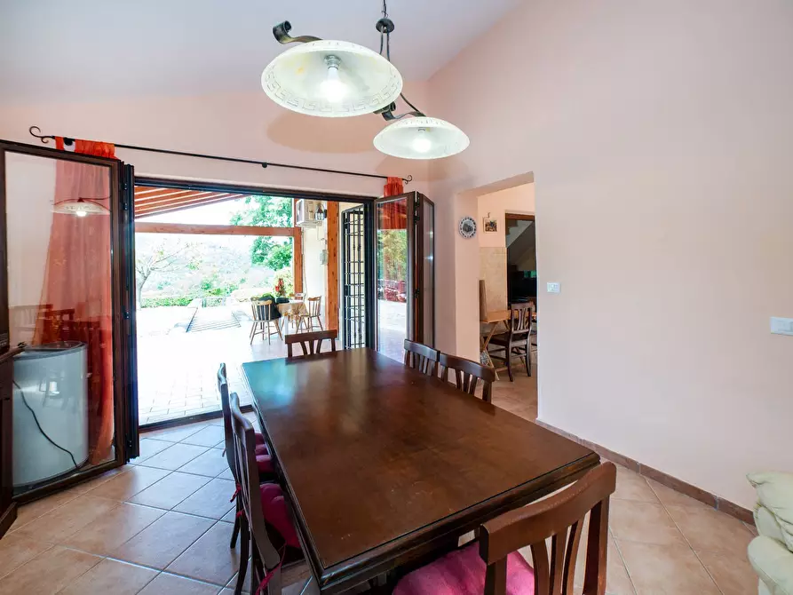 Immagine 17 di Villa in vendita  in Via Dei Ricciari a Roma