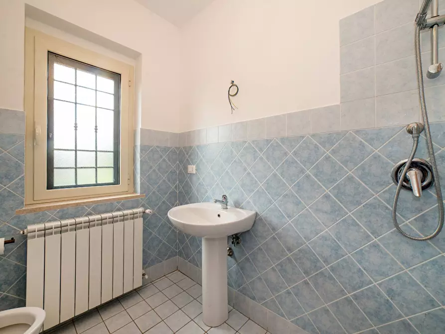 Immagine 37 di Villa in vendita  in Via Dei Ricciari a Roma