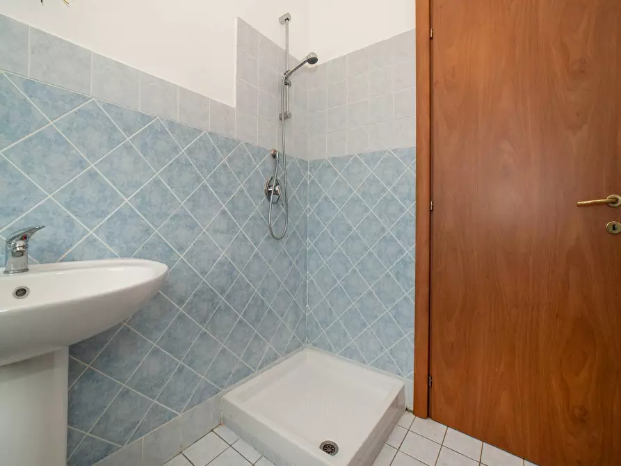 Immagine 38 di Villa in vendita  in Via Dei Ricciari a Roma