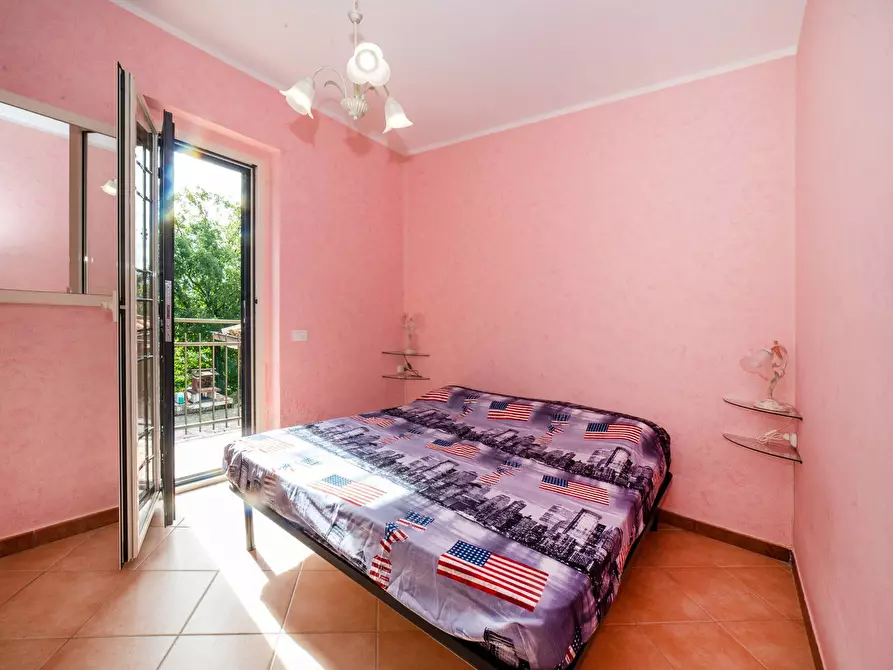 Immagine 39 di Villa in vendita  in Via Dei Ricciari a Roma