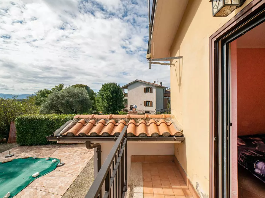 Immagine 43 di Villa in vendita  in Via Dei Ricciari a Roma