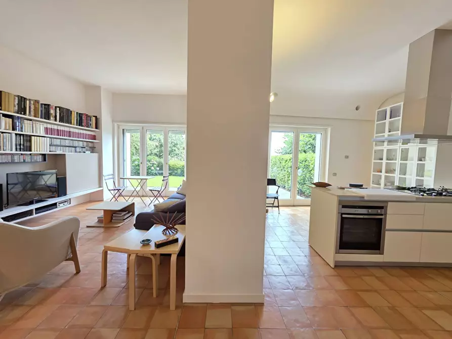 Immagine 6 di Casa semindipendente in vendita  in Via Nicola Pastore 2/bis a Cava De' Tirreni