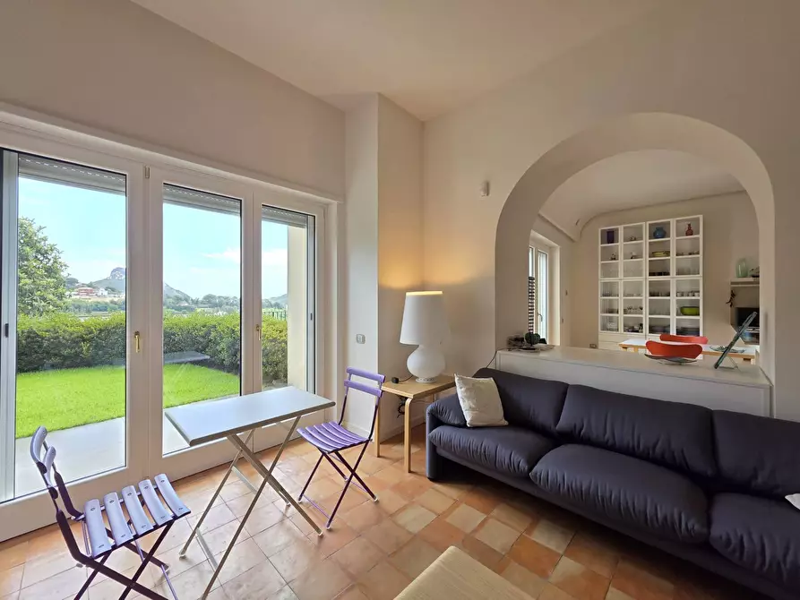 Immagine 9 di Casa semindipendente in vendita  in Via Nicola Pastore 2/bis a Cava De' Tirreni