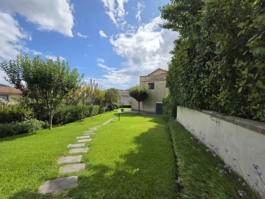 Immagine 44 di Casa semindipendente in vendita  in Via Nicola Pastore 2/bis a Cava De' Tirreni