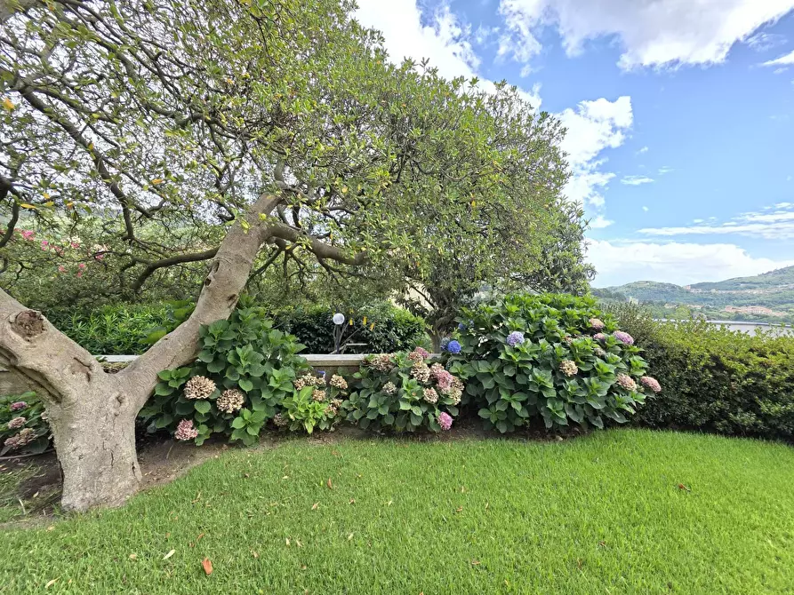 Immagine 19 di Casa semindipendente in vendita  in Via Nicola Pastore 2/bis a Cava De' Tirreni