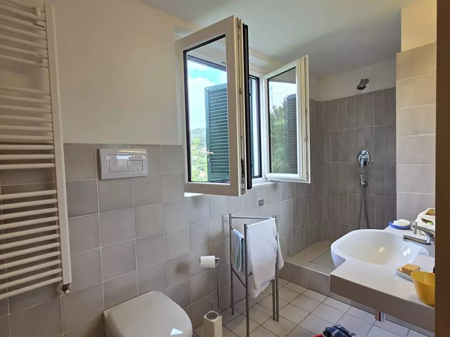 Immagine 35 di Casa semindipendente in vendita  in Via Nicola Pastore 2/bis a Cava De' Tirreni