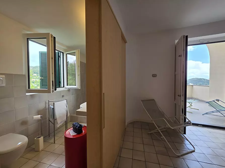 Immagine 32 di Casa semindipendente in vendita  in Via Nicola Pastore 2/bis a Cava De' Tirreni