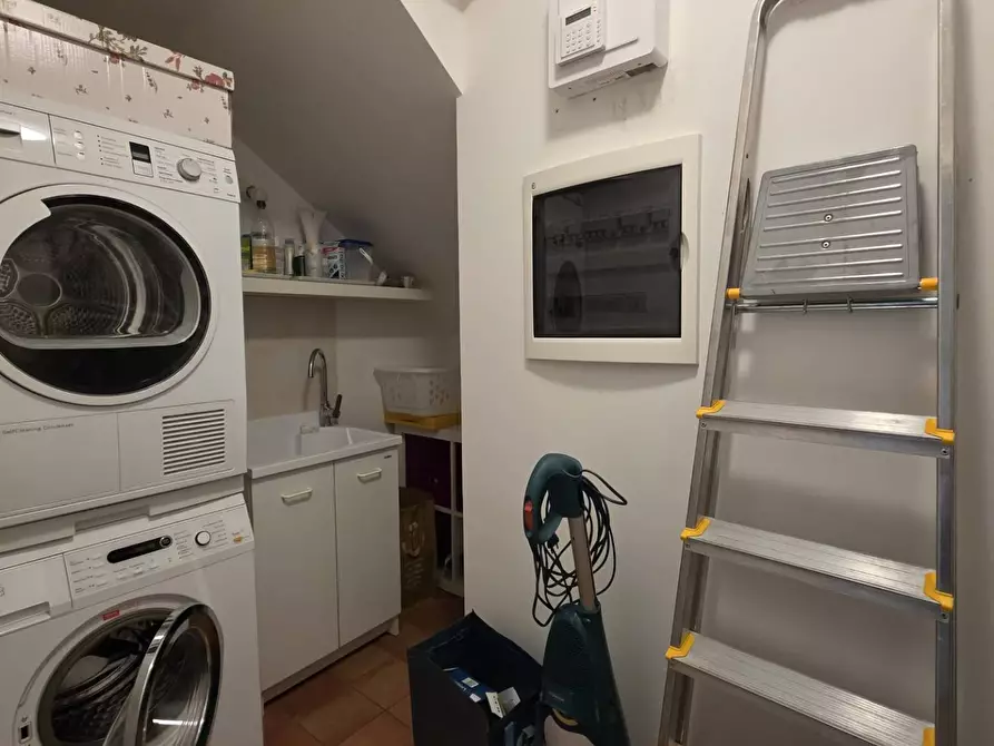 Immagine 23 di Casa semindipendente in vendita  in Via Nicola Pastore 2/bis a Cava De' Tirreni