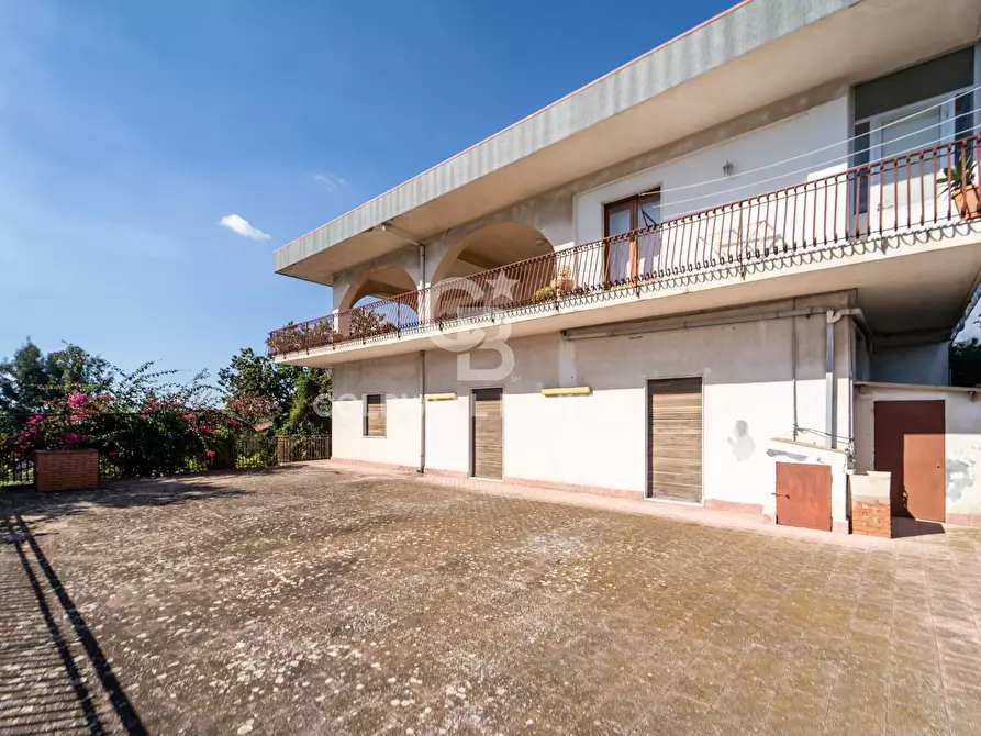 Immagine 5 di Villa in vendita  in Via San Giovanni Santa Maria la Stella a Aci Sant'antonio