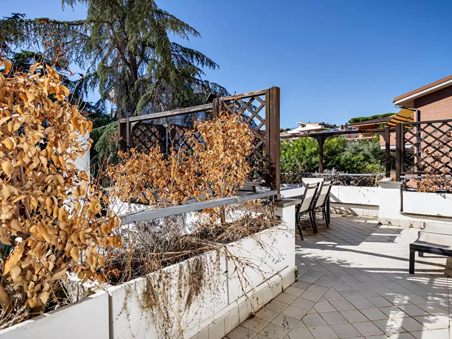 Immagine 28 di Appartamento in vendita  in Via Santa Giovanna Elisabetta 66 a Roma