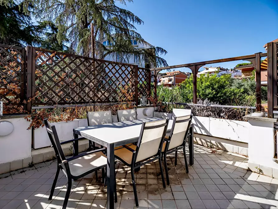 Immagine 29 di Appartamento in vendita  in Via Santa Giovanna Elisabetta 66 a Roma