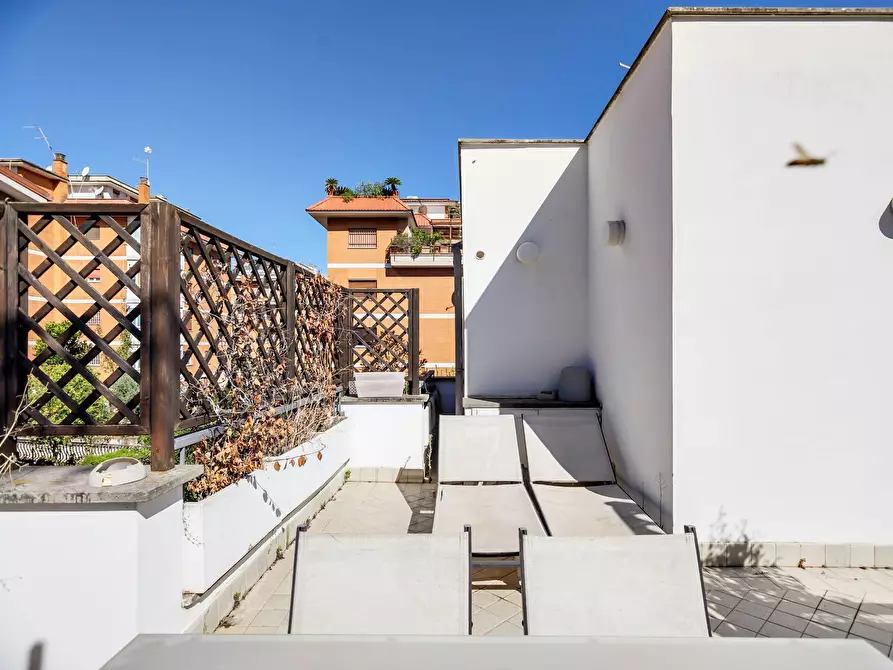 Immagine 33 di Appartamento in vendita  in Via Santa Giovanna Elisabetta 66 a Roma