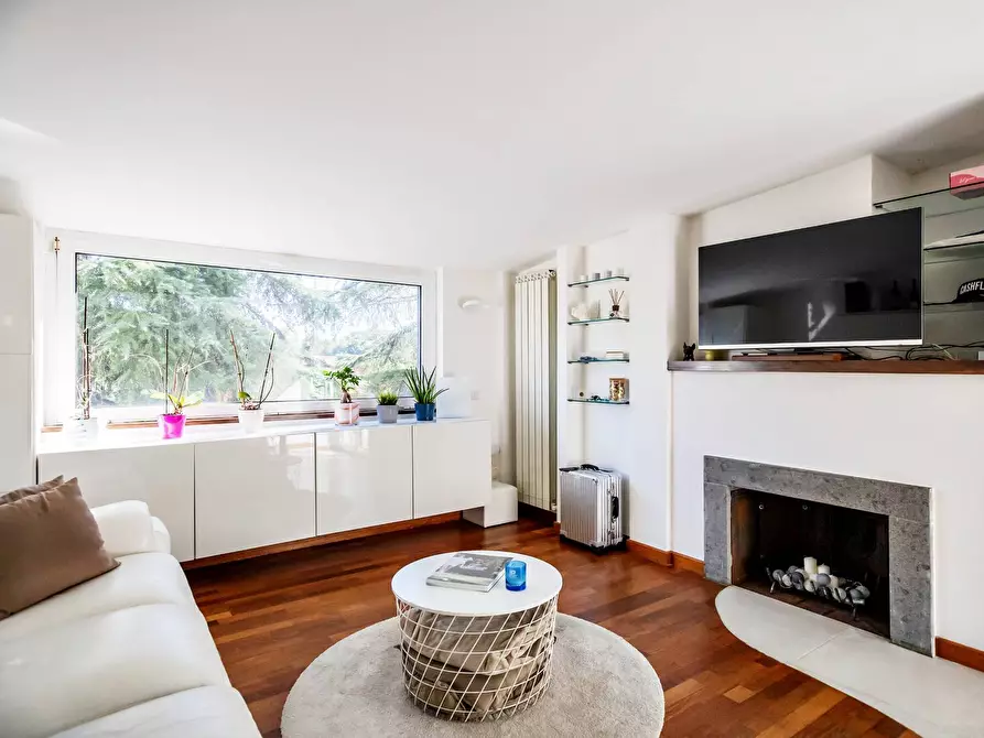 Immagine 40 di Appartamento in vendita  in Via Santa Giovanna Elisabetta 66 a Roma