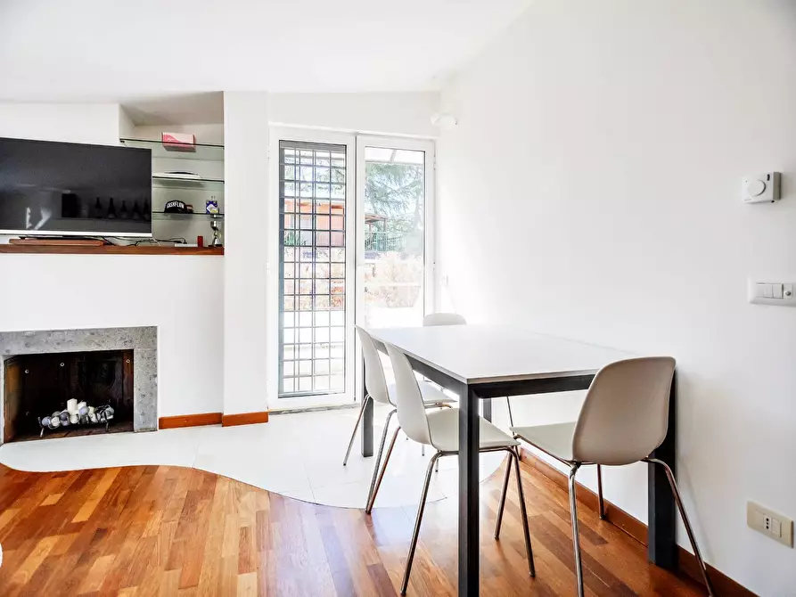 Immagine 42 di Appartamento in vendita  in Via Santa Giovanna Elisabetta 66 a Roma