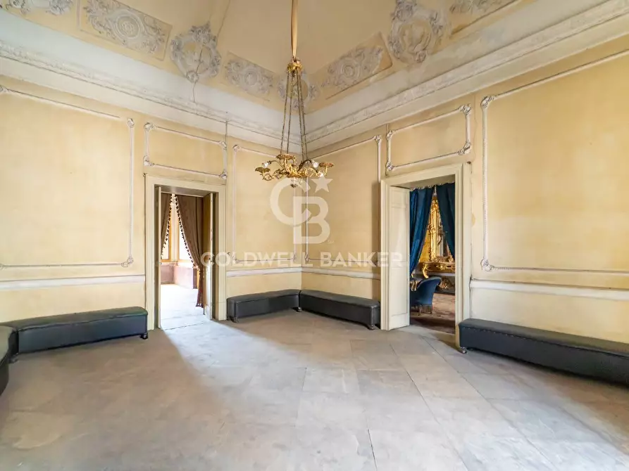 Immagine 35 di Palazzo in vendita  in Corso Savoia 84 a Acireale