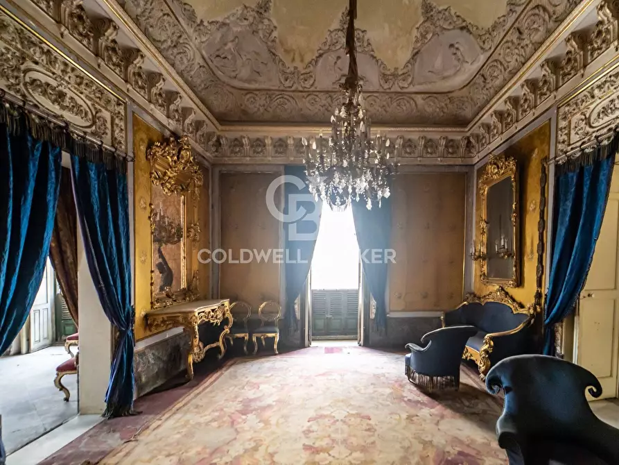 Immagine 4 di Palazzo in vendita  in Corso Savoia 84 a Acireale