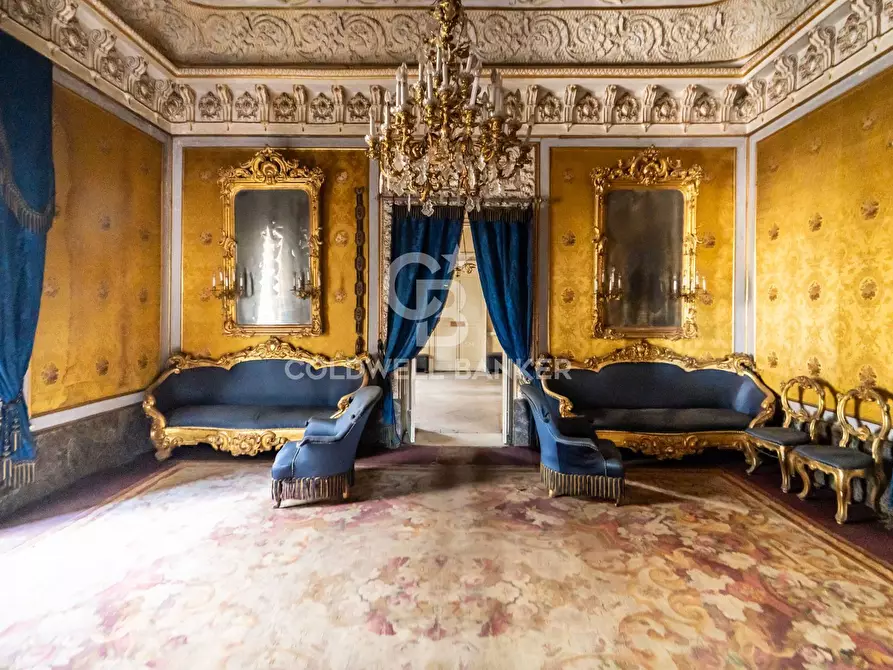 Immagine 5 di Palazzo in vendita  in Corso Savoia 84 a Acireale