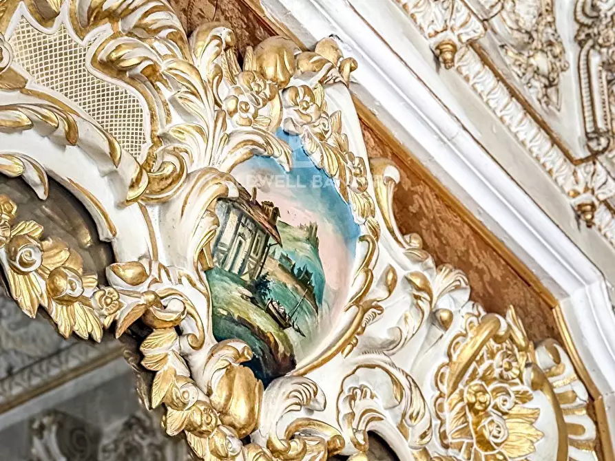 Immagine 20 di Palazzo in vendita  in Corso Savoia 84 a Acireale